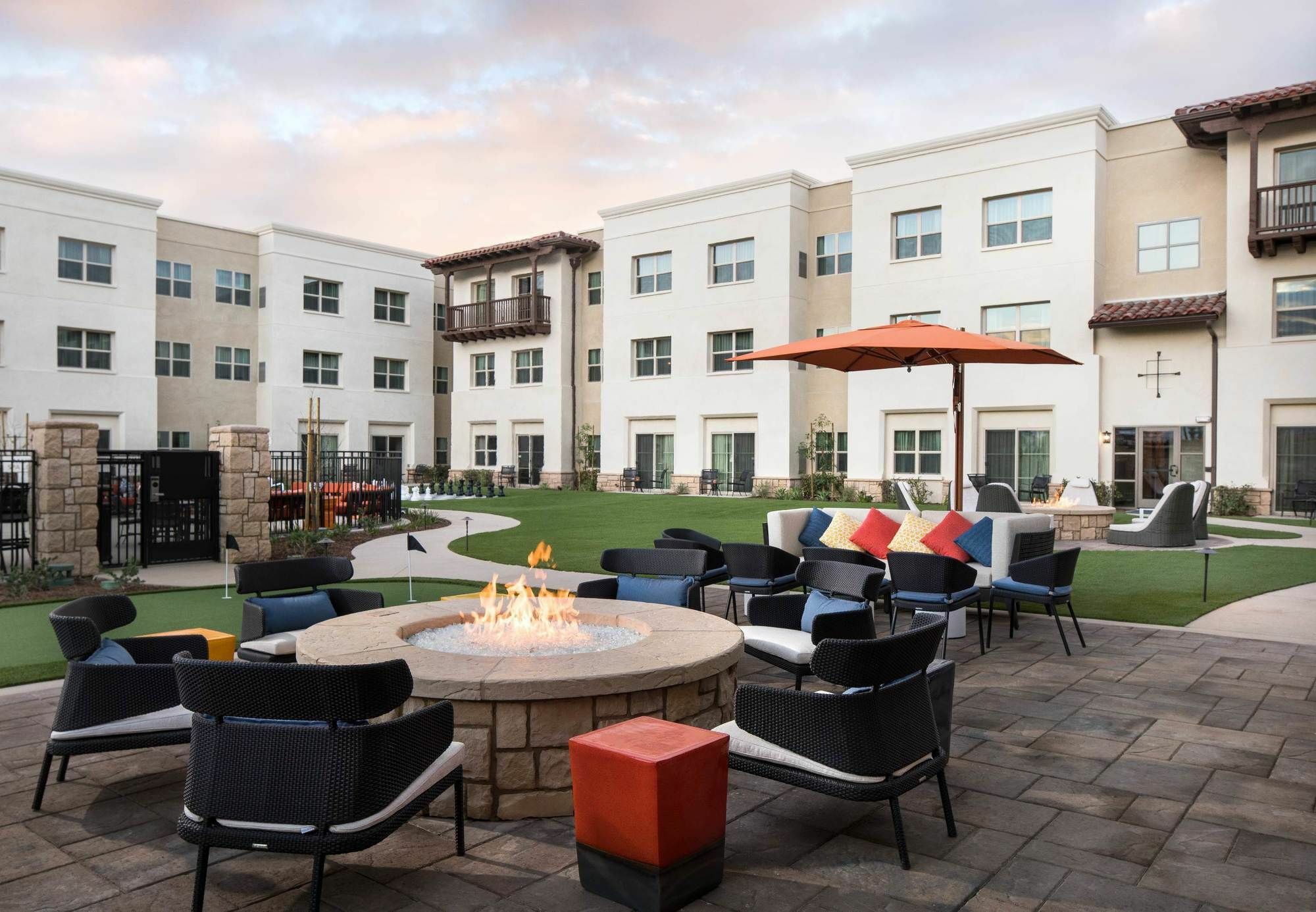 Residence Inn By Marriott Santa Barbara Goleta Eksteriør bilde